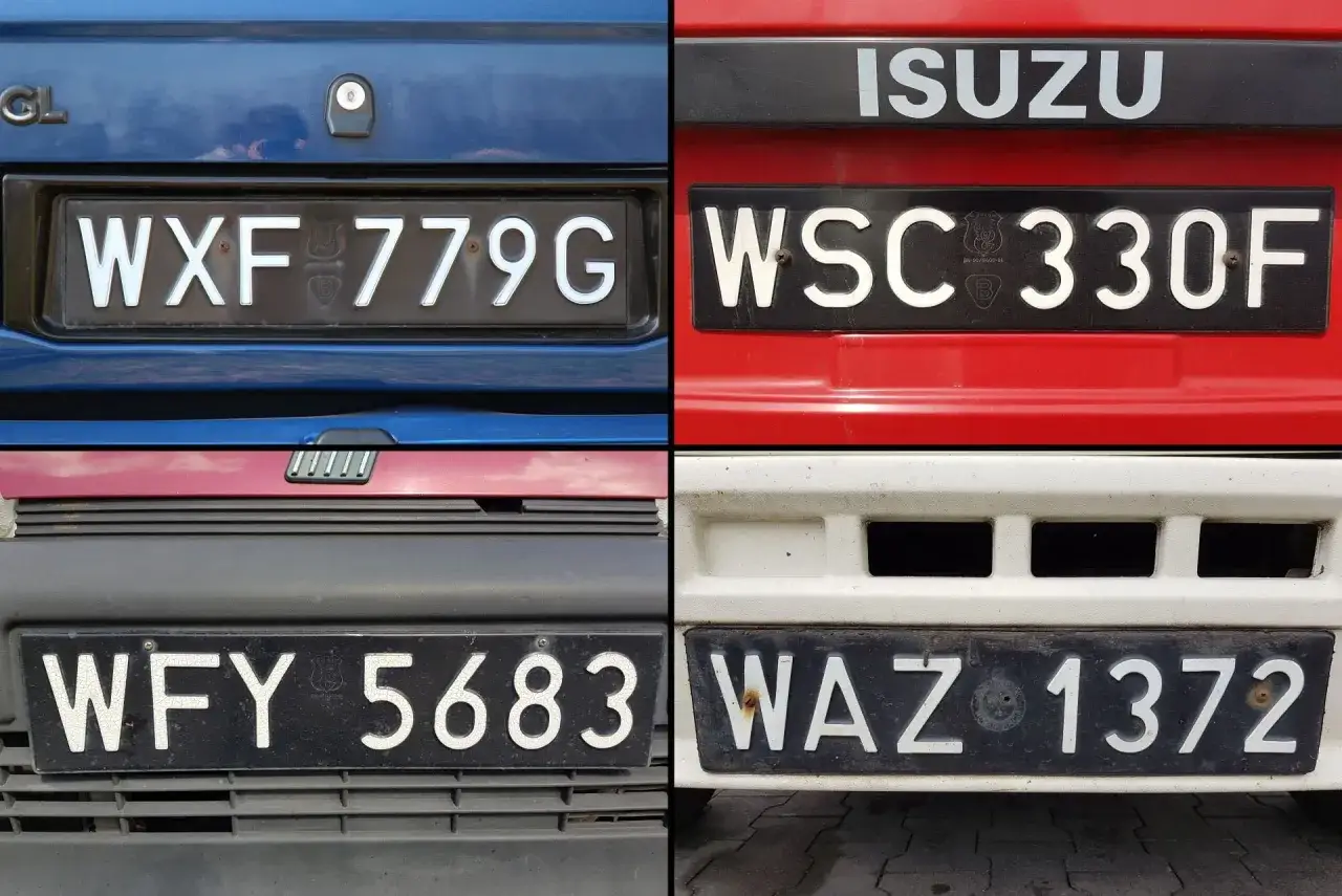 Cztery tablice rejestracyjne: WXF 779G, WSC 330F, WFY 5683, WAZ 1372. WSC 330F to jedna z nich.
